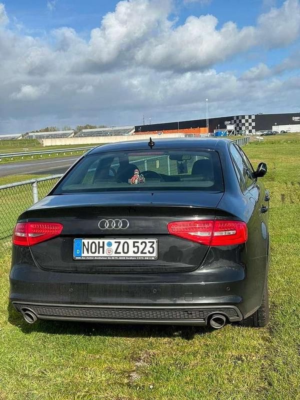 Gebraucht Audi A4 S-Line 204 PS (150 kW) 2014 Limousine