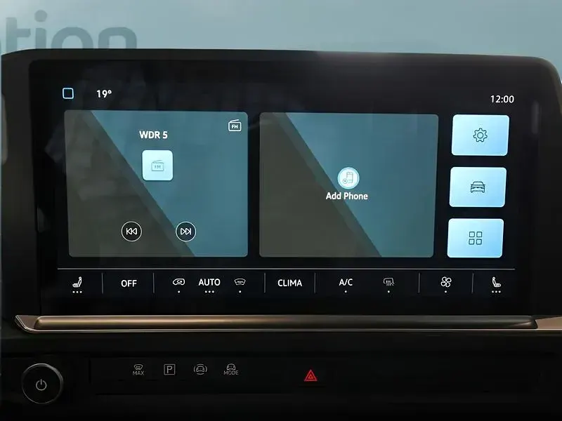 Neu VW T7 110 PS (80 kW) 2025 Grau Van