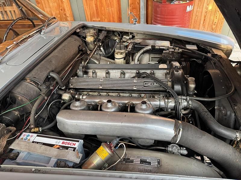 Gebraucht Jaguar 420 240 PS (176 kW) 1970 Grau Limousine