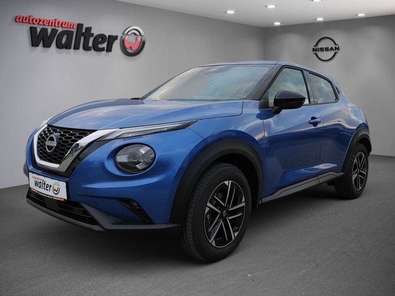 Magnetic blue Gebraucht 2024 Nissan Juke N-Connecta SUV | 22.990 € (Fairer Preis) - Bild 1/4