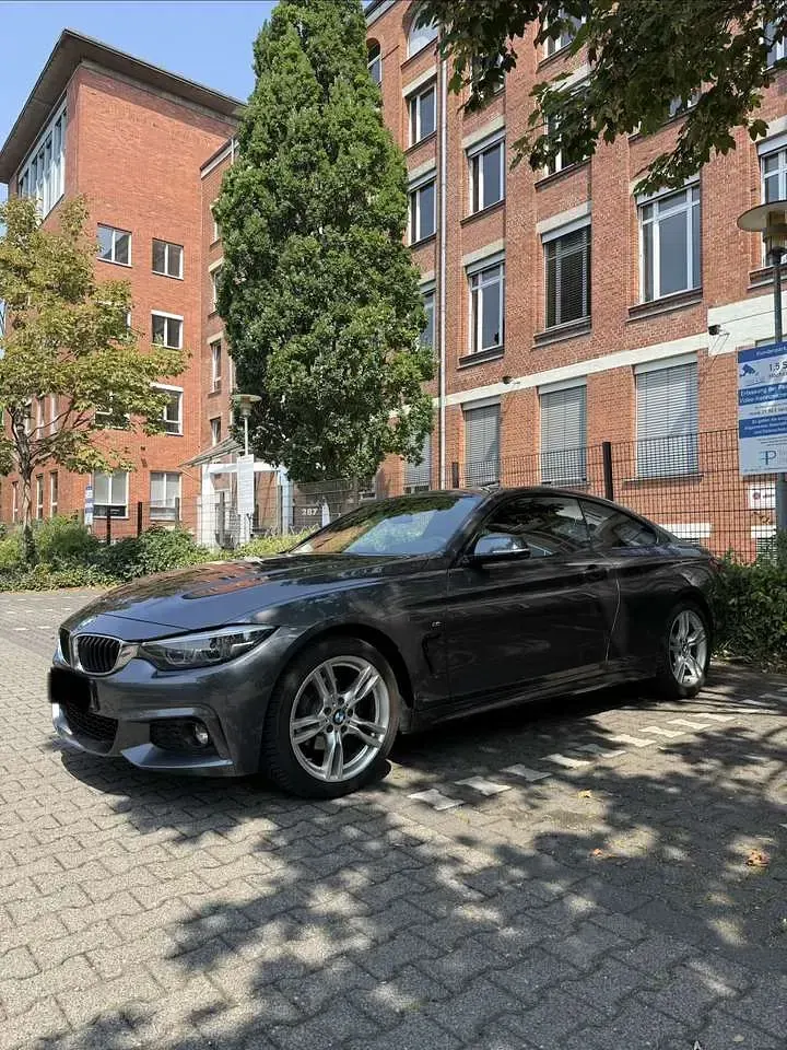 Gebraucht BMW 420 Coupé M Sport 184 PS (135 kW) 2019 Grau Coupé