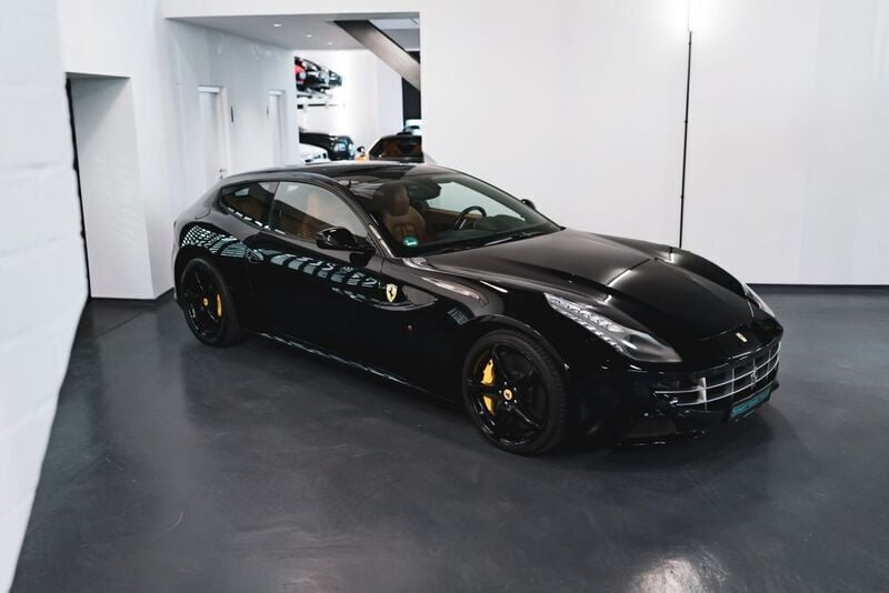 Nero Gebraucht 2012 Ferrari FF Limousine | 110.000 € (Superpreis) - Bild 1/4