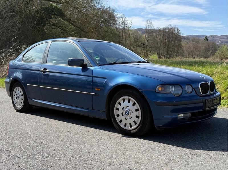 Gebraucht BMW 316 116 PS (85 kW) 2001 Blau Coupé