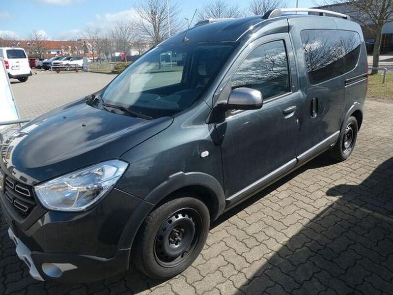 Gebraucht Dacia Dokker Stepway 131 PS (96 kW) 2019 Grau Van / Kleinbus