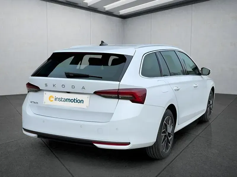 Neu Skoda Octavia 150 PS (110 kW) 2026 Weiß Kombi