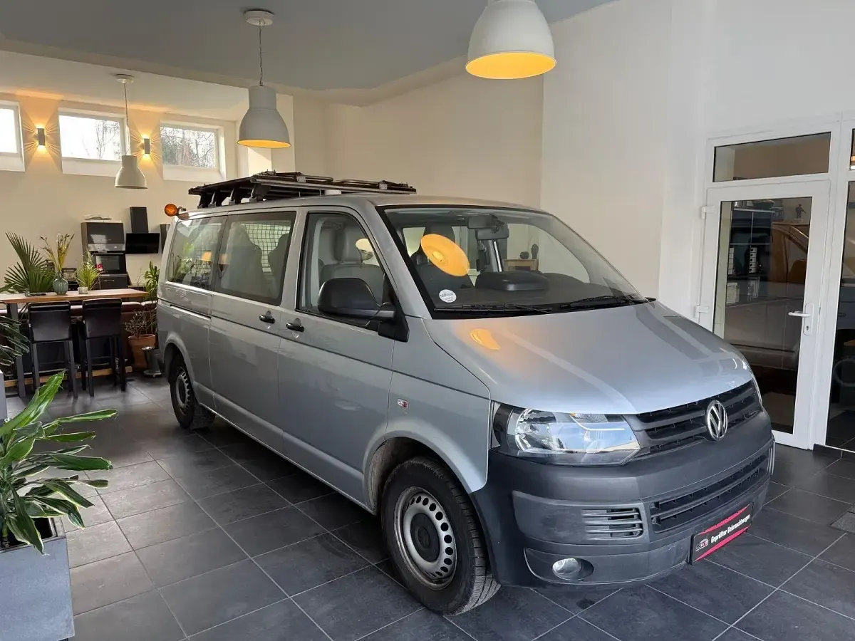 Usado VW Transporter 140 CV (102 kW) 2014 Plateado Van