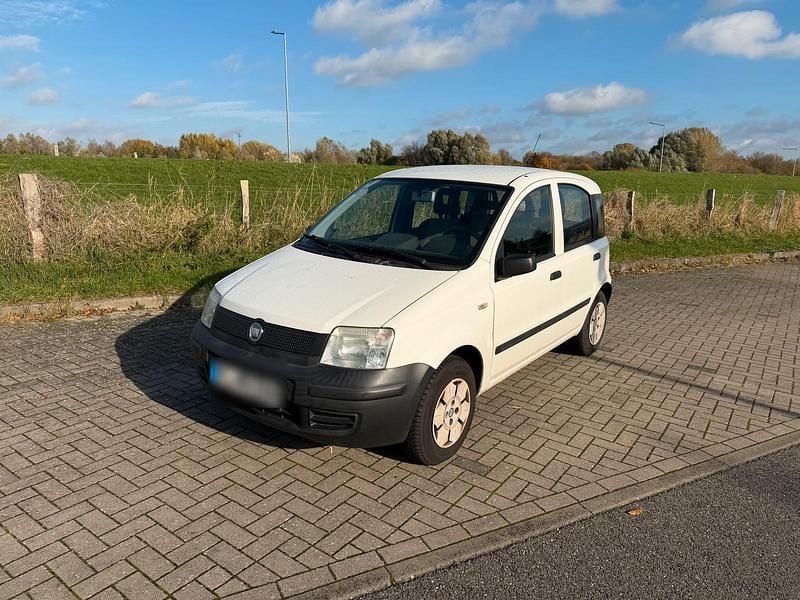 Weiß Gebraucht 2009 Fiat Panda Kleinwagen | 999 € (Superpreis) - Bild 1/4