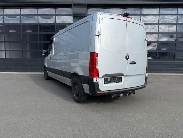 Second-hand Mercedes Sprinter 143 CP (105 kW) 2019 Argintiu Van