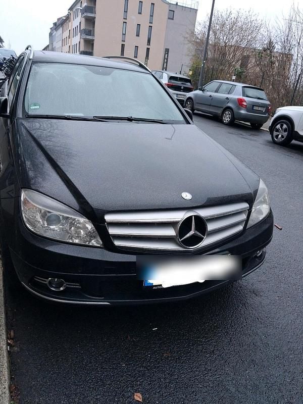 Schwarz Gebraucht 2009 Mercedes C200 Kombi | 6.000 € (Fairer Preis) - Bild 1/4