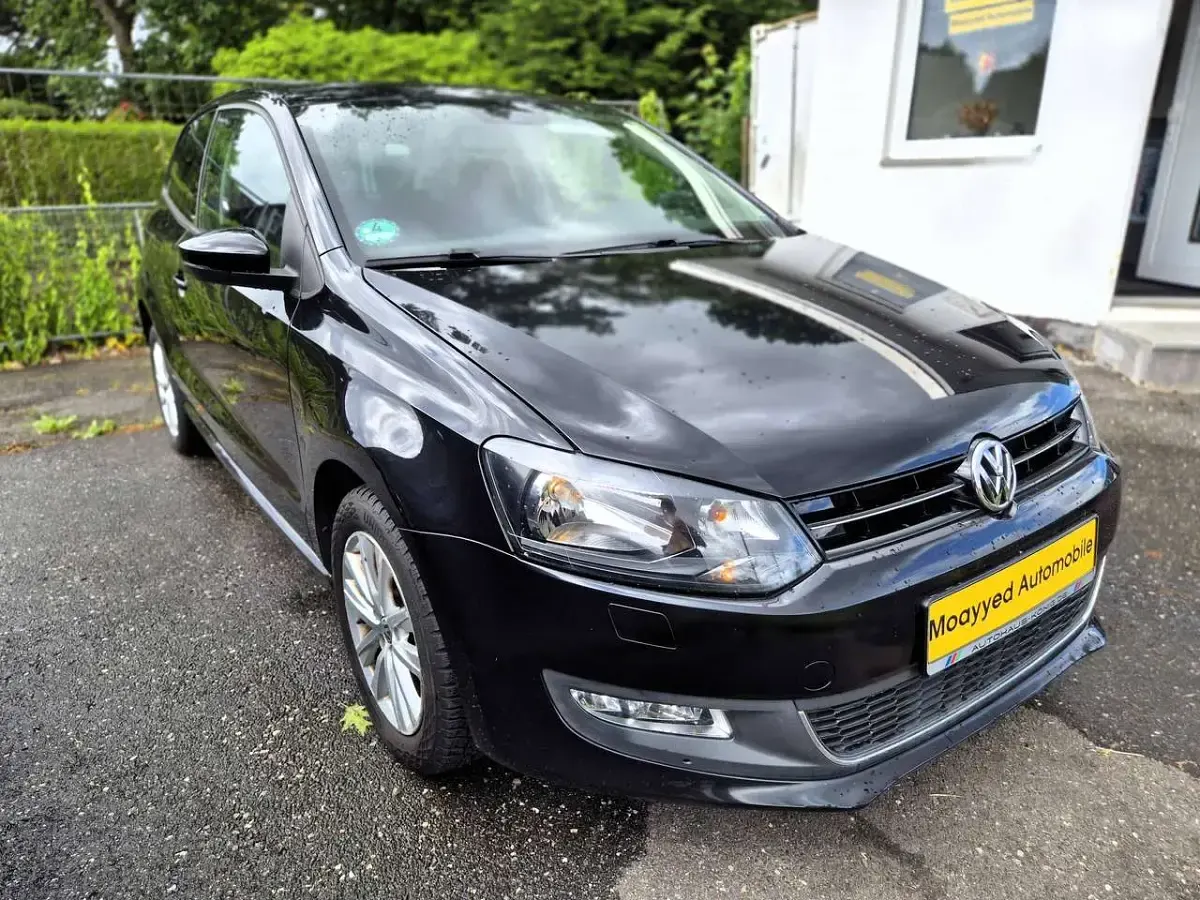 Gebraucht VW Polo Style 69 PS (50 kW) 2011 Deep black perleffekt Kleinwagen