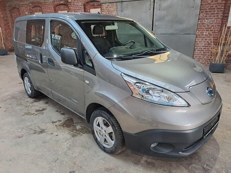 Gebraucht Nissan e-NV200 80 kW (109 PS) 2020 Grau Van / Kleinbus
