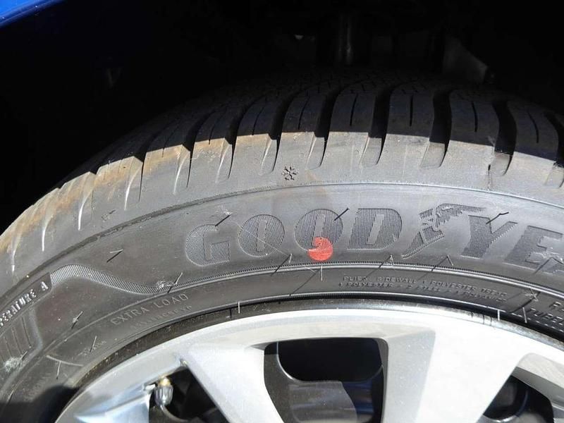 Gebraucht Opel Corsa Edition 101 PS (74 kW) 2025 Voltaik blau metallic Kleinwagen