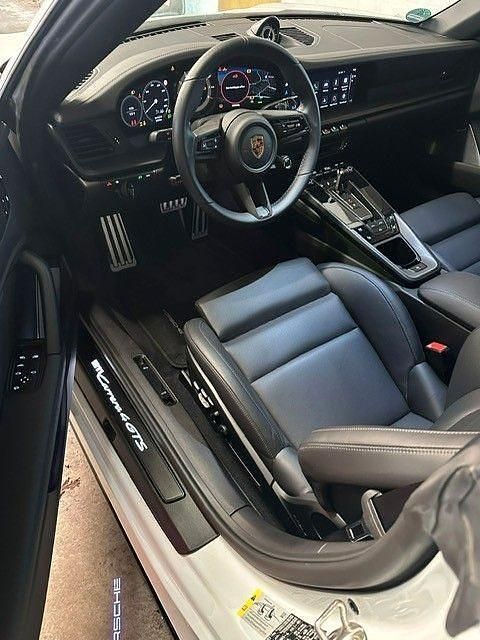 Gebraucht Porsche 992 480 PS (353 kW) 2023 Weiß Cabrio