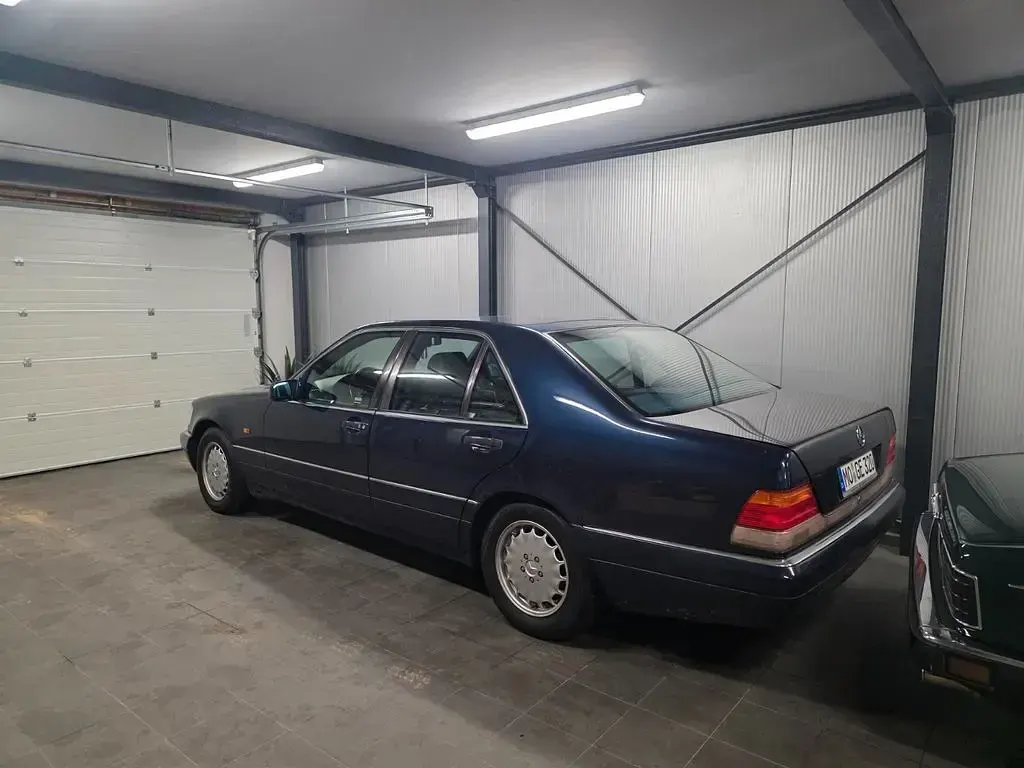 Gebraucht Mercedes S320 231 PS (169 kW) 1996 Blau Limousine