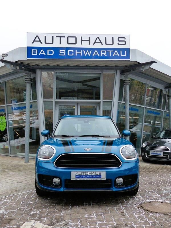 Gebraucht Mini ONE Pepper 102 PS (75 kW) 2018 Blau Kleinwagen