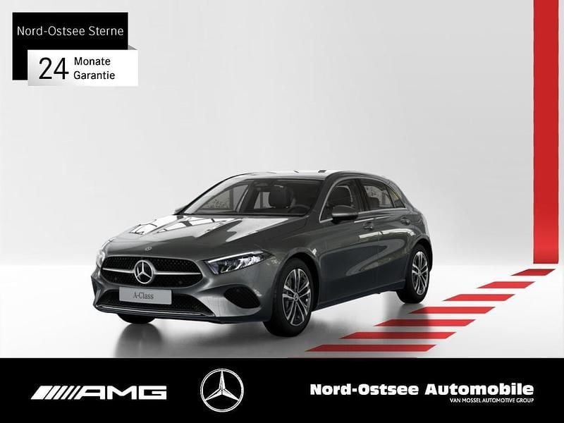 Metalliclack mountaingrau Gebraucht 2025 Mercedes A200 Limousine | 30.890 € (Fairer Preis) - Bild 1/3