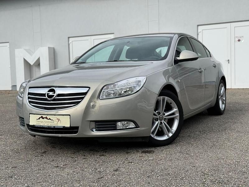 Schwarz Gebraucht 2011 Opel Insignia Sport Limousine | 4.000 € (Superpreis) - Bild 1/4