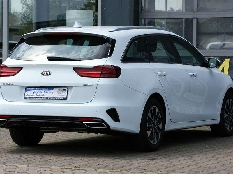 Gebraucht Kia Ceed 104 PS (76 kW) 2021 Andere Kleinwagen
