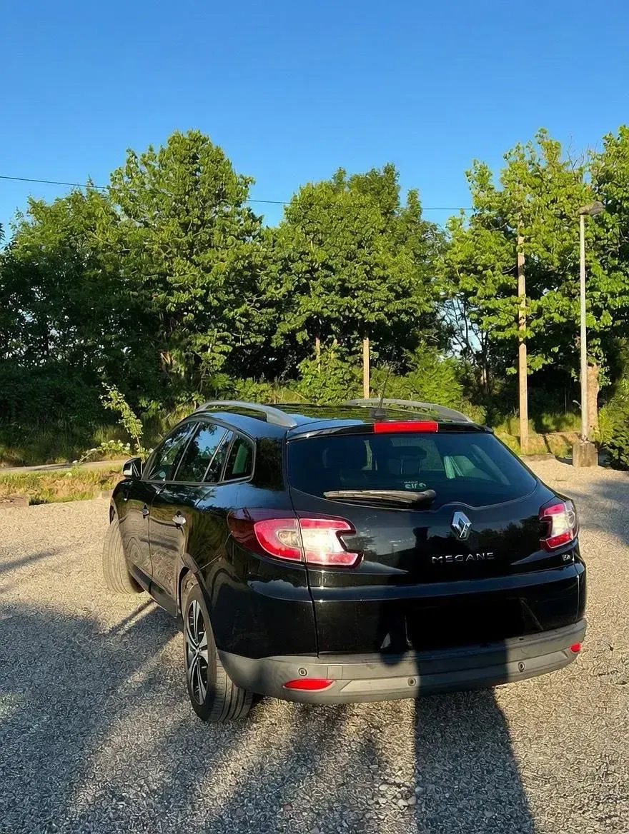 Gebraucht Renault Mégane GrandTour 140 PS (102 kW) 2011 Schwarz Kombi