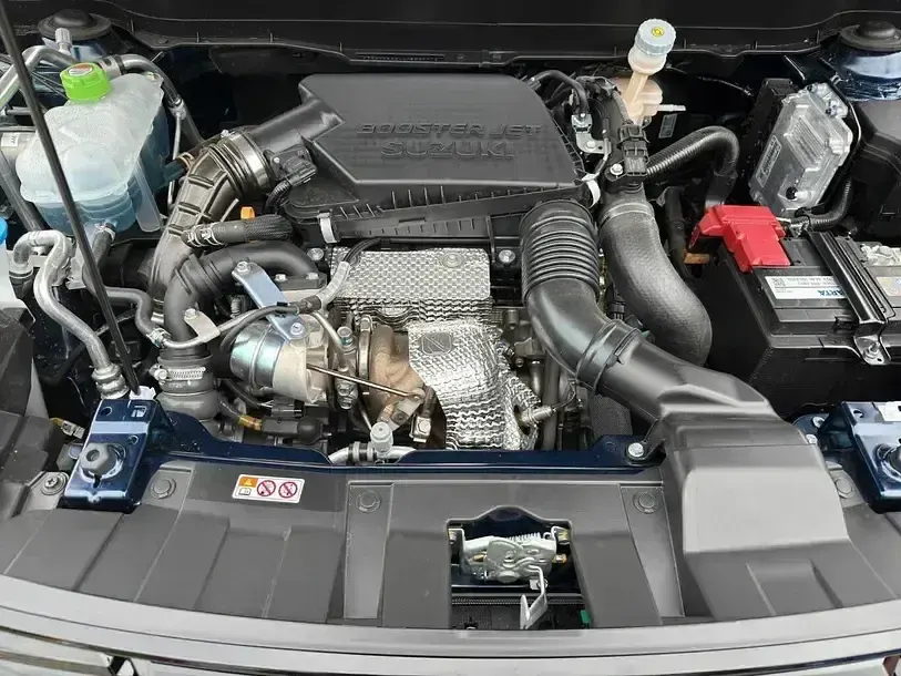 Neu Suzuki Vitara Comfort 110 PS (80 kW) 2026 Schwarz SUV