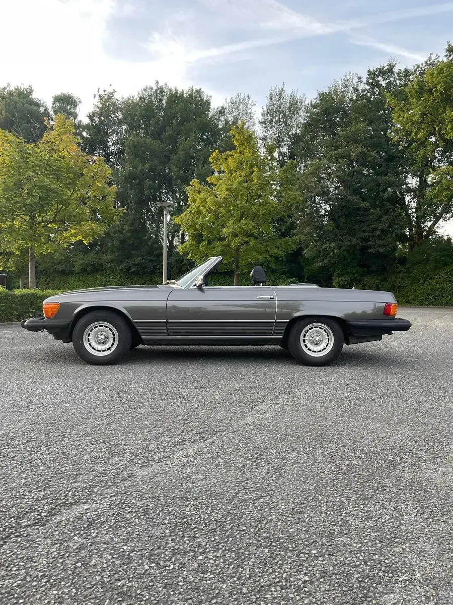 Gebraucht Mercedes SL450 217 PS (159 kW) 1977 Grau Cabrio