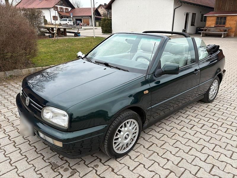 Gebraucht VW Golf 90 PS (66 kW) 1997 Grün Cabrio
