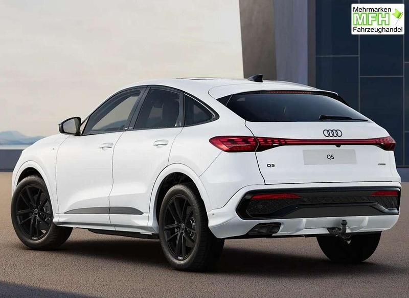 Neu Audi Q5 Sportback S-Line 204 PS (150 kW) 2025 Gletscherweiß metallic SUV