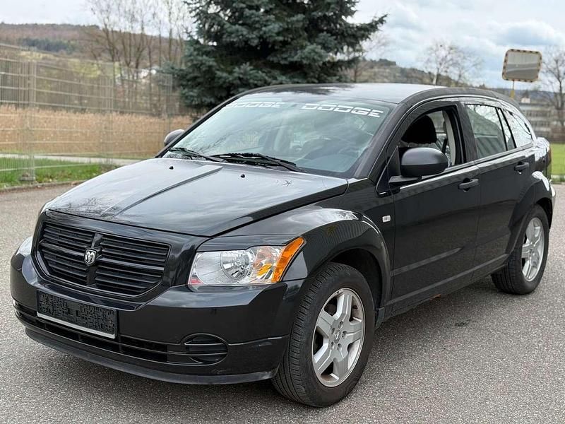 Gebraucht Dodge Caliber SE 150 PS (110 kW) 2010 Brilliant black crystal pearl Kleinwagen