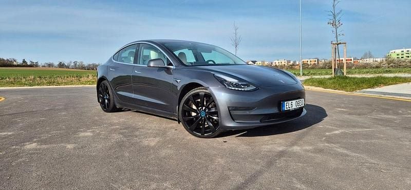 Gebraucht Tesla Model 3 366 kW (498 PS) 2019 Grau Limousine