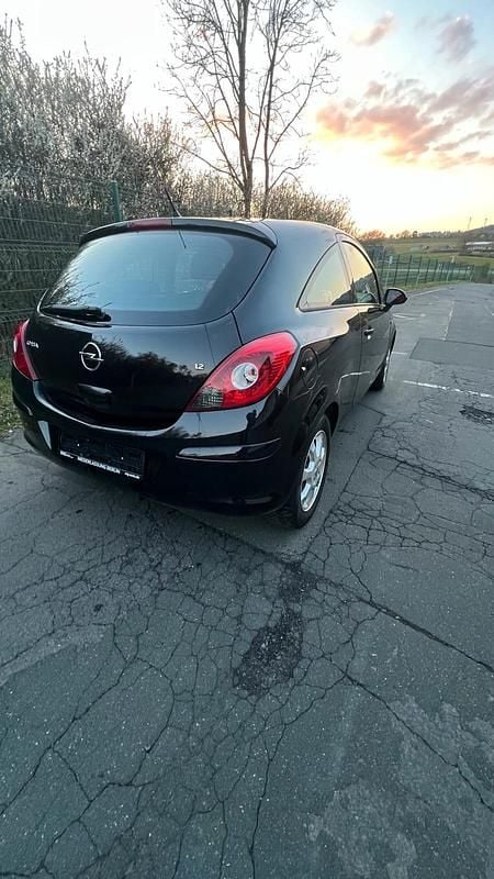 Second-hand Opel Corsa 80 CP (58 kW) 2008 Negru Hatchback