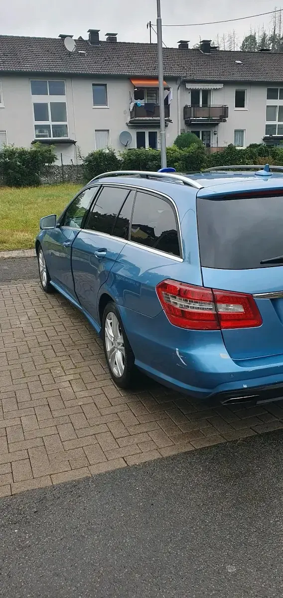 Gebraucht Mercedes 300 231 PS (169 kW) 2010 Blau Kombi