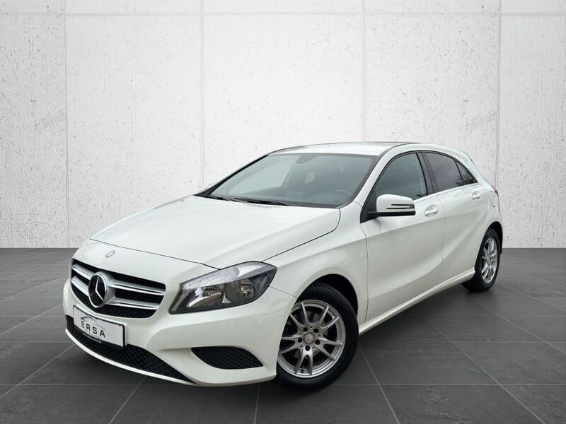 Weiß Gebraucht 2013 Mercedes A180 Urban Limousine | 13.499 € (Fairer Preis) - Bild 1/4