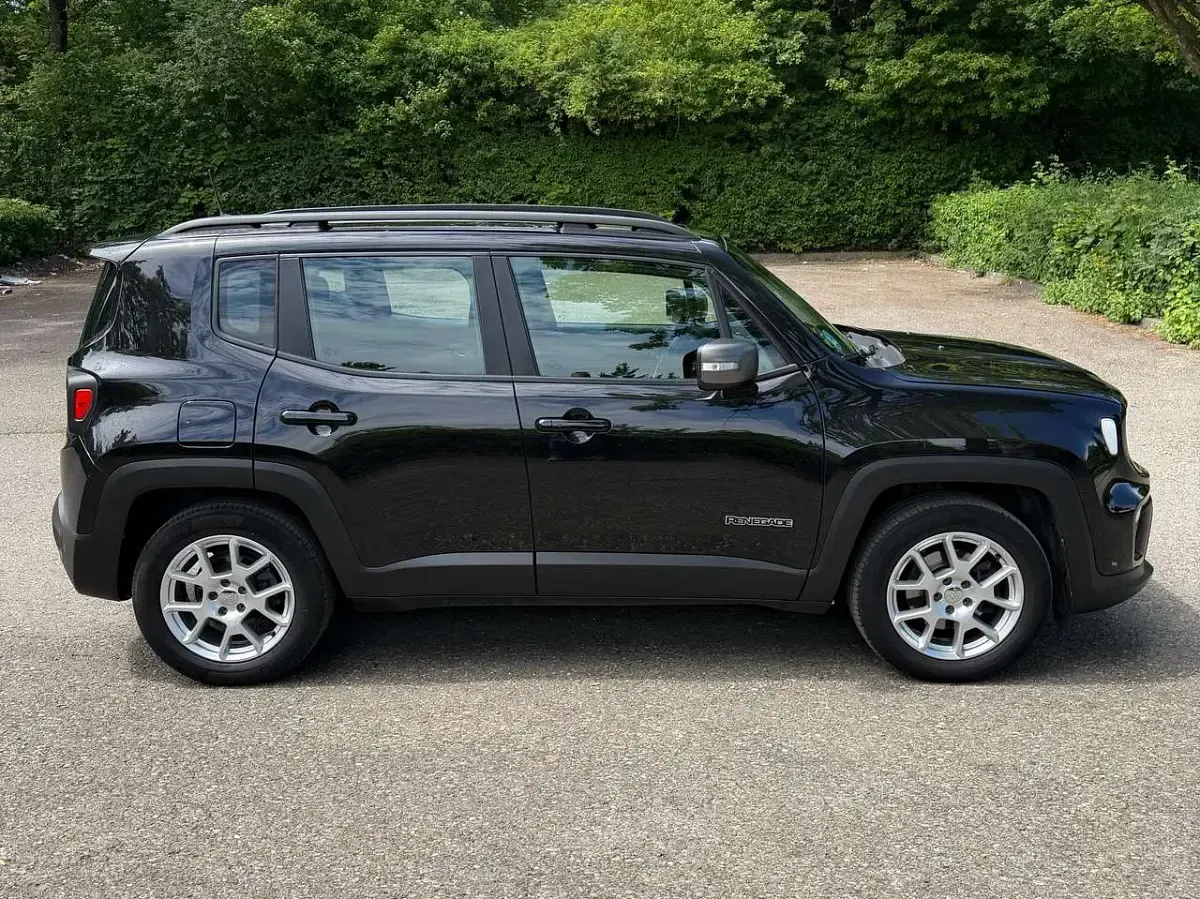 Gebraucht Jeep Renegade Limited 150 PS (110 kW) 2020 Schwarz SUV