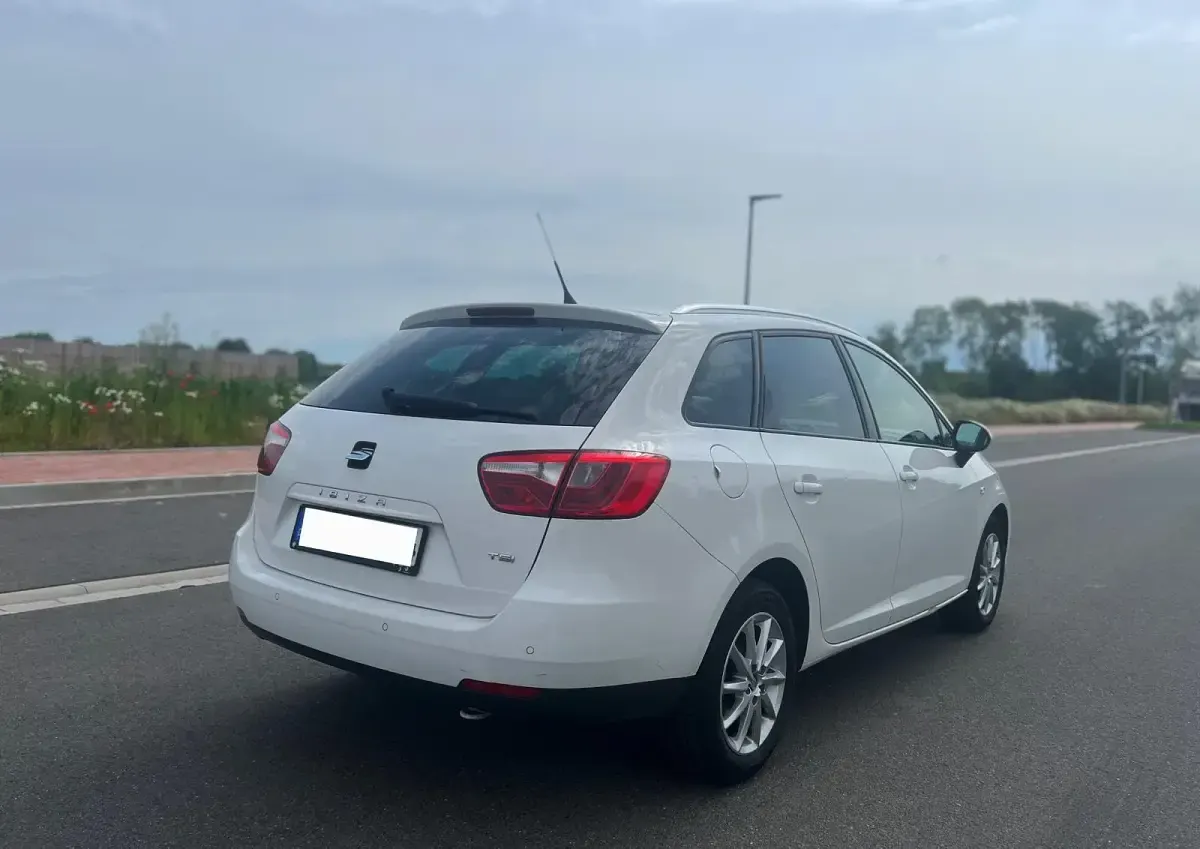 Gebraucht Seat Ibiza 90 PS (66 kW) 2016 Weiß Limousine