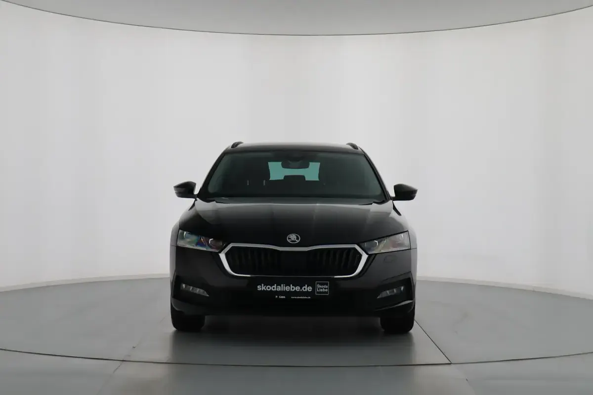 Usata Skoda Octavia Ambition 150 CV (110 kW) 2023 Nero Berlina