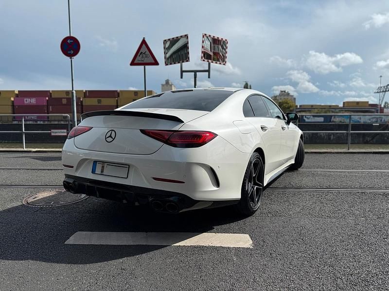 Weiß Gebraucht 2018 Mercedes CLS400 Limousine | 36.399 € (Guter Preis) - Bild 1/4