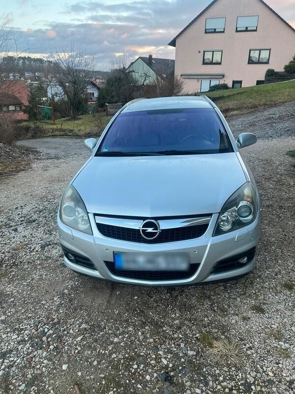 Silber Gebraucht 2008 Opel Vectra Kombi | 1.499 € (Guter Preis) - Bild 1/4