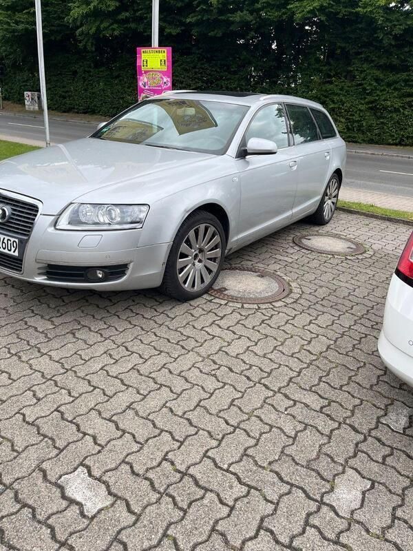 Silber Gebraucht 2005 Audi A6 Ambiente Kombi | 3.200 € (Superpreis) - Bild 1/4
