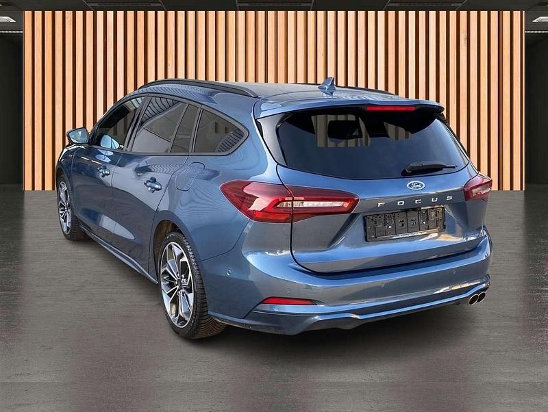 Gebraucht Ford Focus ST-Line X 155 PS (114 kW) 2025 Blau Kombi