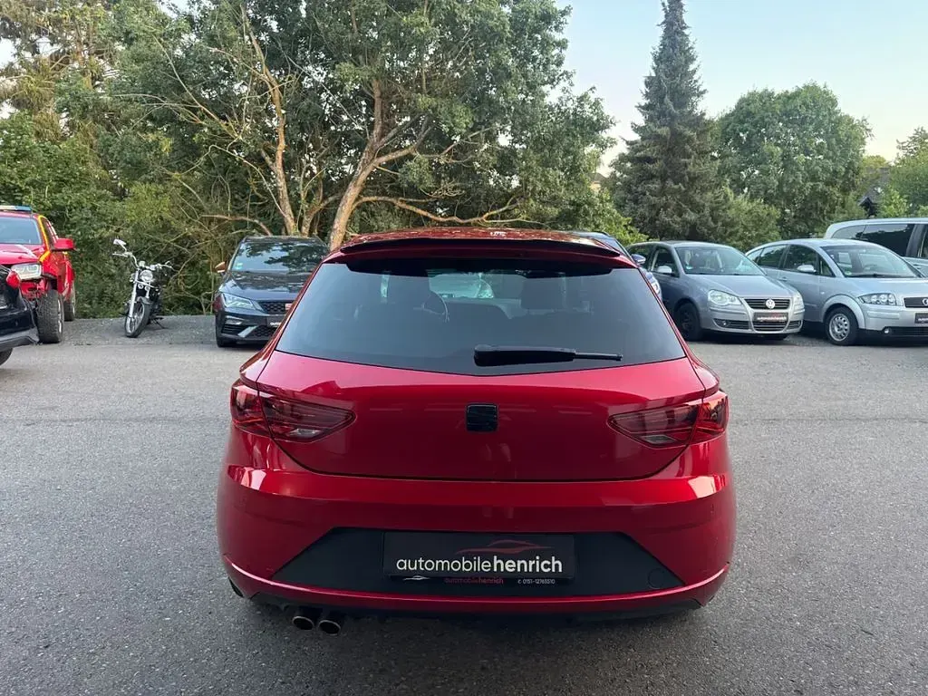Gebraucht Seat Leon Beats 150 PS (110 kW) 2019 Rot Limousine