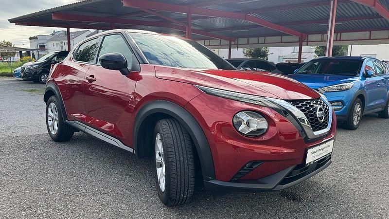 Gebraucht Nissan Juke N-Connecta 117 PS (86 kW) 2021 Rot SUV