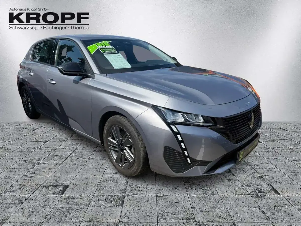 Gebraucht Peugeot 308 Active 131 PS (96 kW) 2023 Artense silber Limousine