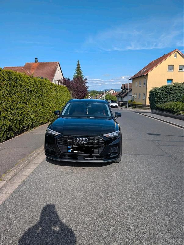Gebraucht Audi Q3 Advanced Plus 150 PS (110 kW) 2023 Schwarz SUV