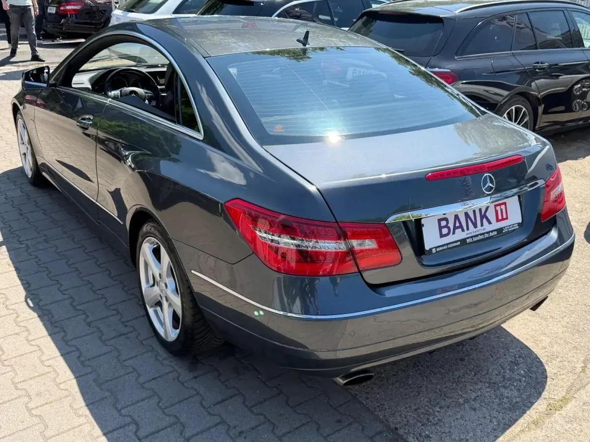 Gebraucht Mercedes E350 231 PS (169 kW) 2010 Grau Coupé
