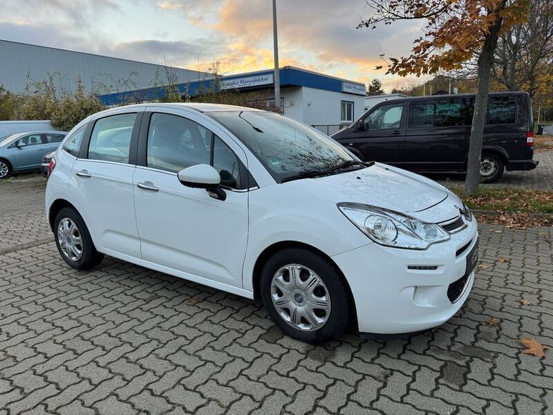 Gebraucht Citroën C3 SELECTION 99 PS (72 kW) 2015 Weiß Kleinwagen