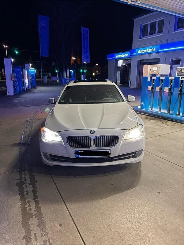 Gebraucht BMW 520 Basis 184 PS (135 kW) 2012 Weiß Kombi