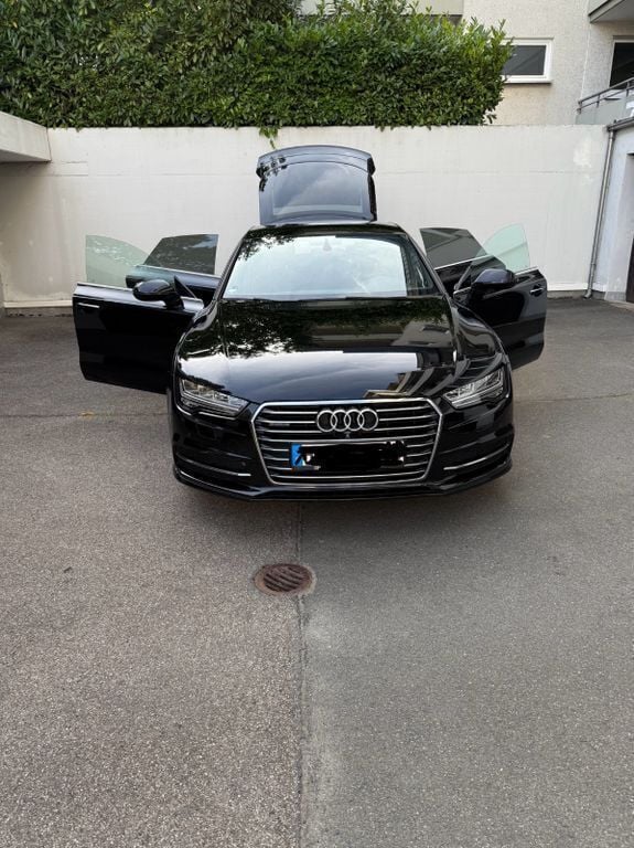 Schwarz Gebraucht 2017 Audi A7 Sportback Sport Kleinwagen | 32.500 € (Etwas zu teuer) - Bild 1/4