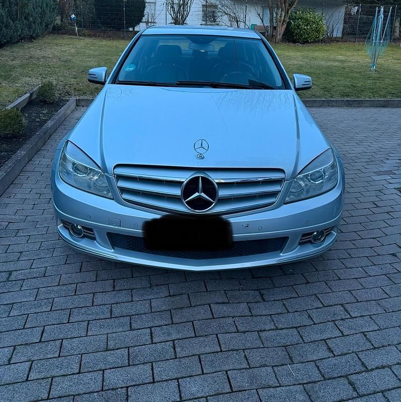 Gebraucht Mercedes C320 224 PS (164 kW) 2008 Grau Limousine