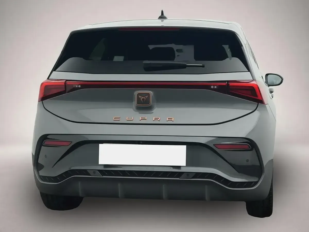 Gebraucht Cupra Born 150 kW (204 PS) 2024 Manufacturer Kleinwagen