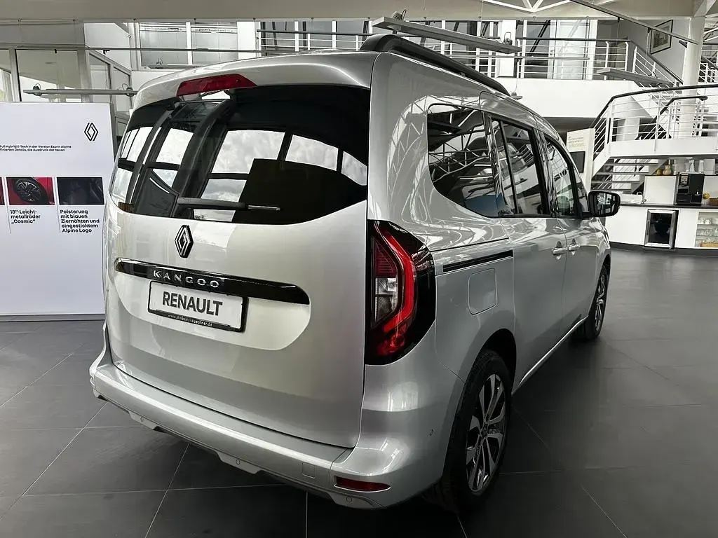 Neu Renault Kangoo Komfort 50 kW (69 PS) 2026 Grau Van / Kleinbus